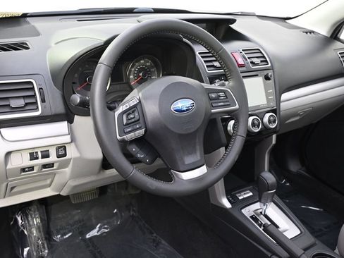 Used 2016 Subaru Forester 2.5i Limited w/ Popular Package #2 AWD/4WD image 11