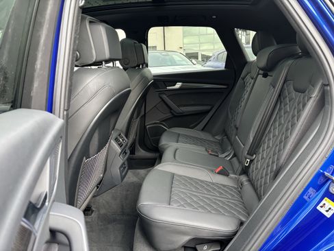 Used 2025 Audi SQ5 Premium Plus image 17