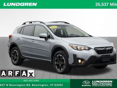 Used 2021 Subaru Crosstrek 2.0i Premium image 1