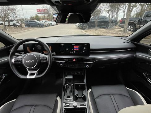 Used 2025 Kia K5 GT-Line w/ GT-Line Premium Package image 10