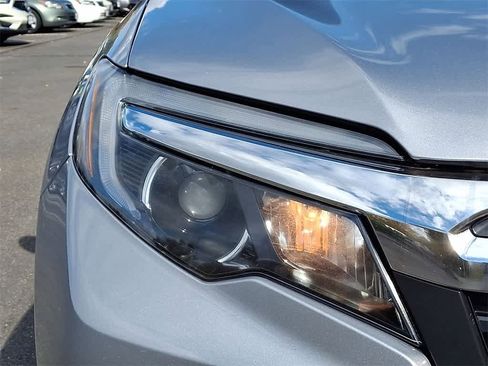 Used 2017 Honda Ridgeline RTS image 24