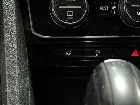 Used 2018 Volkswagen Atlas SEL Premium AWD/4WD image 37