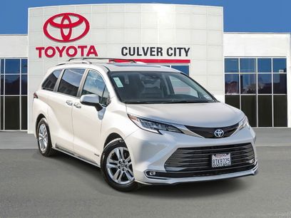 Used 2021 Toyota Sienna Limited