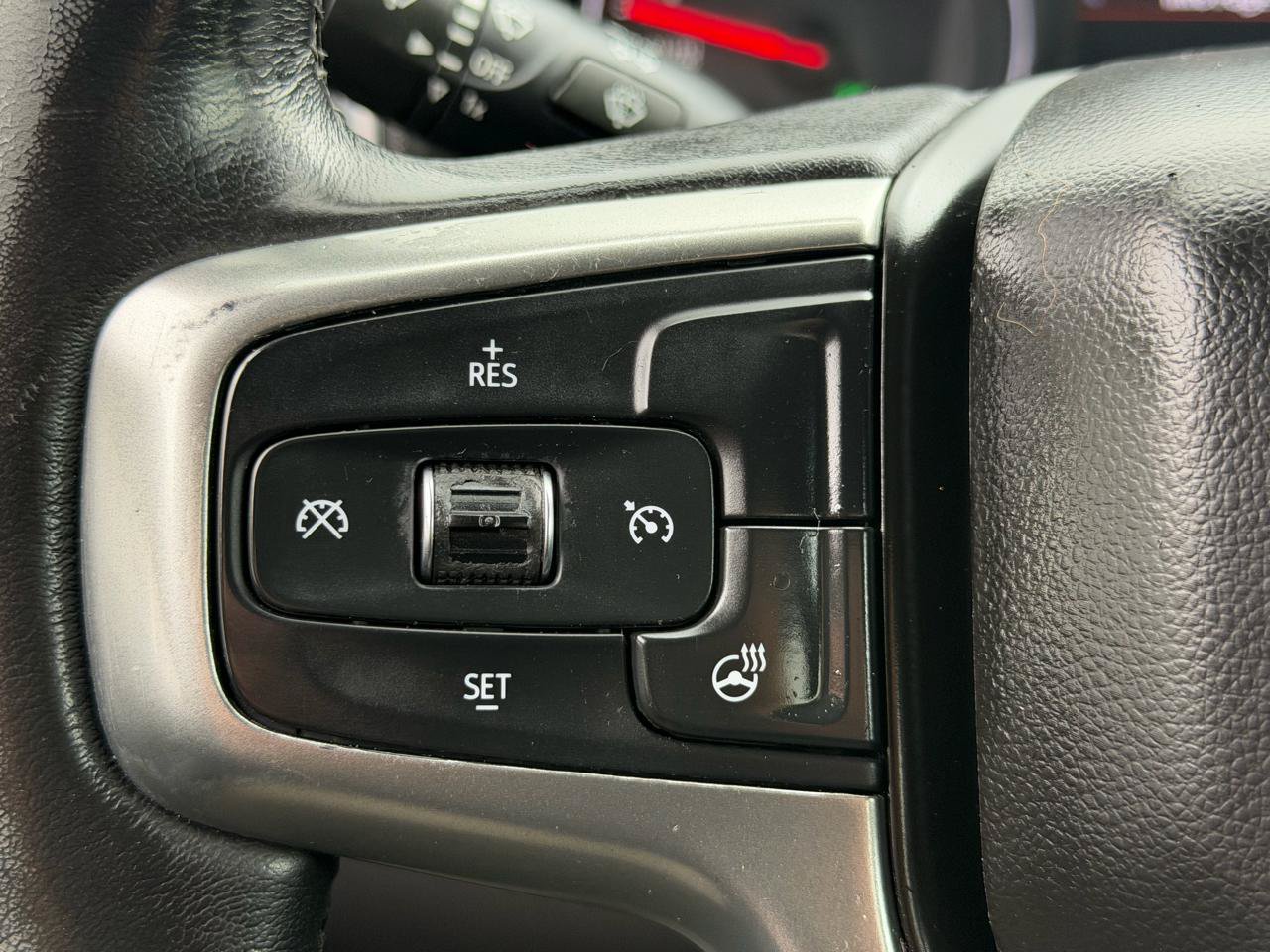 Used 2020 Chevrolet Silverado 1500 RST AWD/4WD image 13