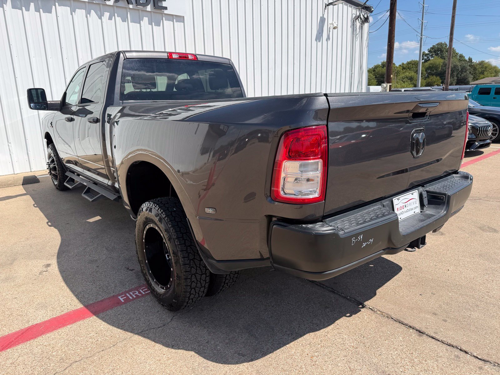 Used 2023 RAM 3500 Tradesman RWD image 4