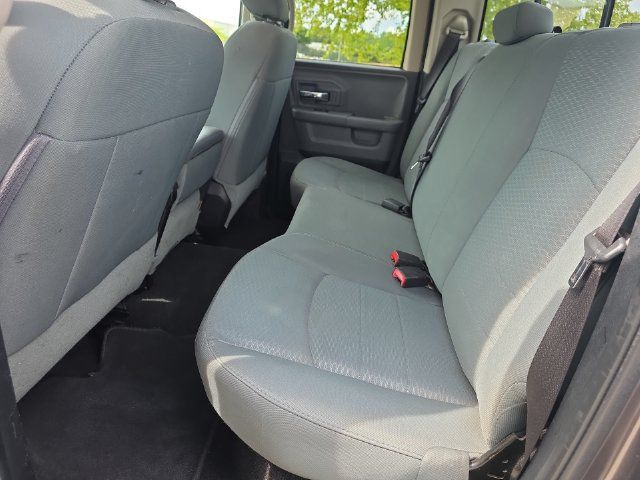 Used 2016 RAM 1500 Classic SLT RWD image 15