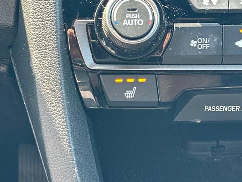 Used 2019 Honda Civic EX image 5