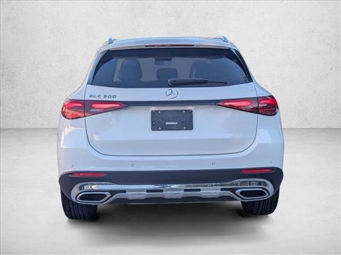 Used 2026 Mercedes-Benz GLC 300 image 7