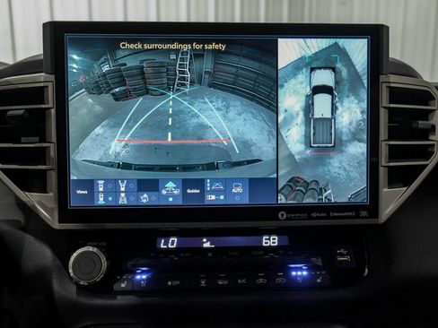 Used 2023 Toyota Tundra Limited image 21