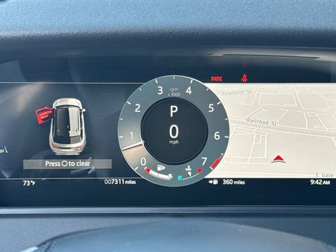Used 2026 Land Rover Range Rover Velar S image 30