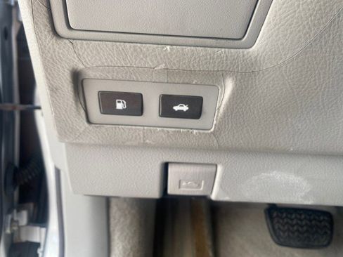 Used 2008 Lexus LS 460 image 47