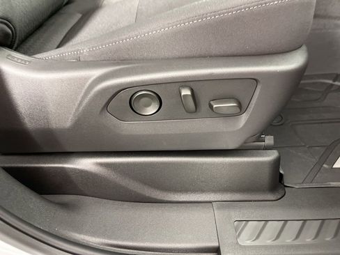 New 2026 Chevrolet Tahoe LS image 9