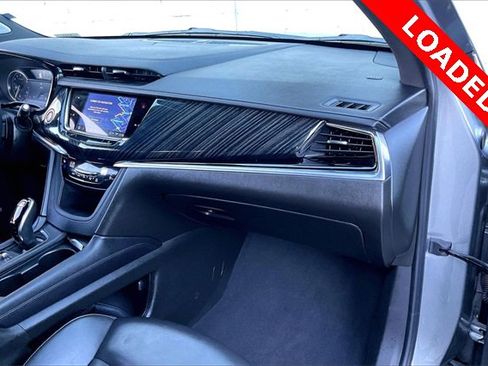 Used 2025 Cadillac XT6 Premium Luxury image 16