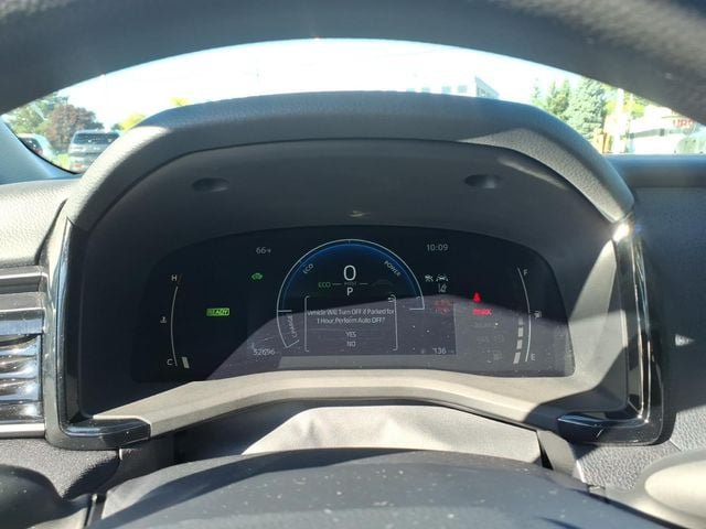 Used 2025 Toyota Camry LE FWD image 20
