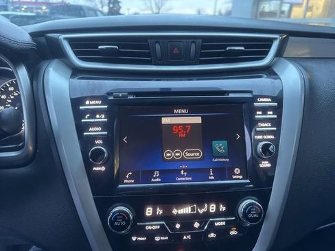 Used 2020 Nissan Murano S image 16