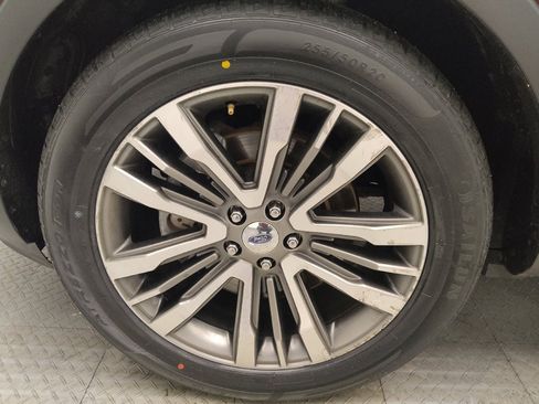 Used 2018 Ford Explorer Platinum AWD/4WD image 31
