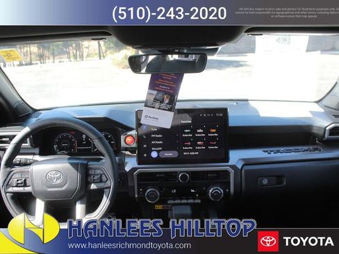 Used 2024 Toyota Tacoma TRD Sport image 19
