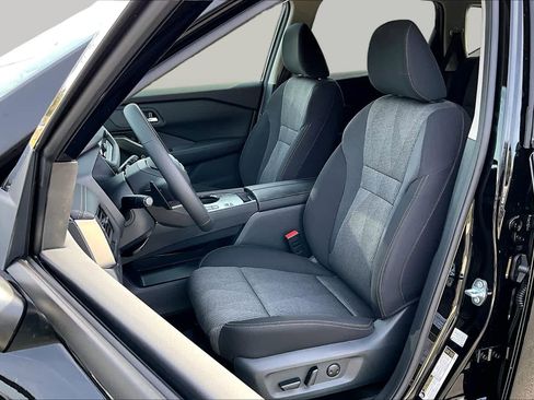 New 2026 Nissan Rogue SV w/ Cold Weather Package FWD image 9