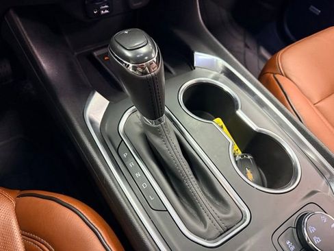 Certified 2020 Chevrolet Traverse High Country image 17