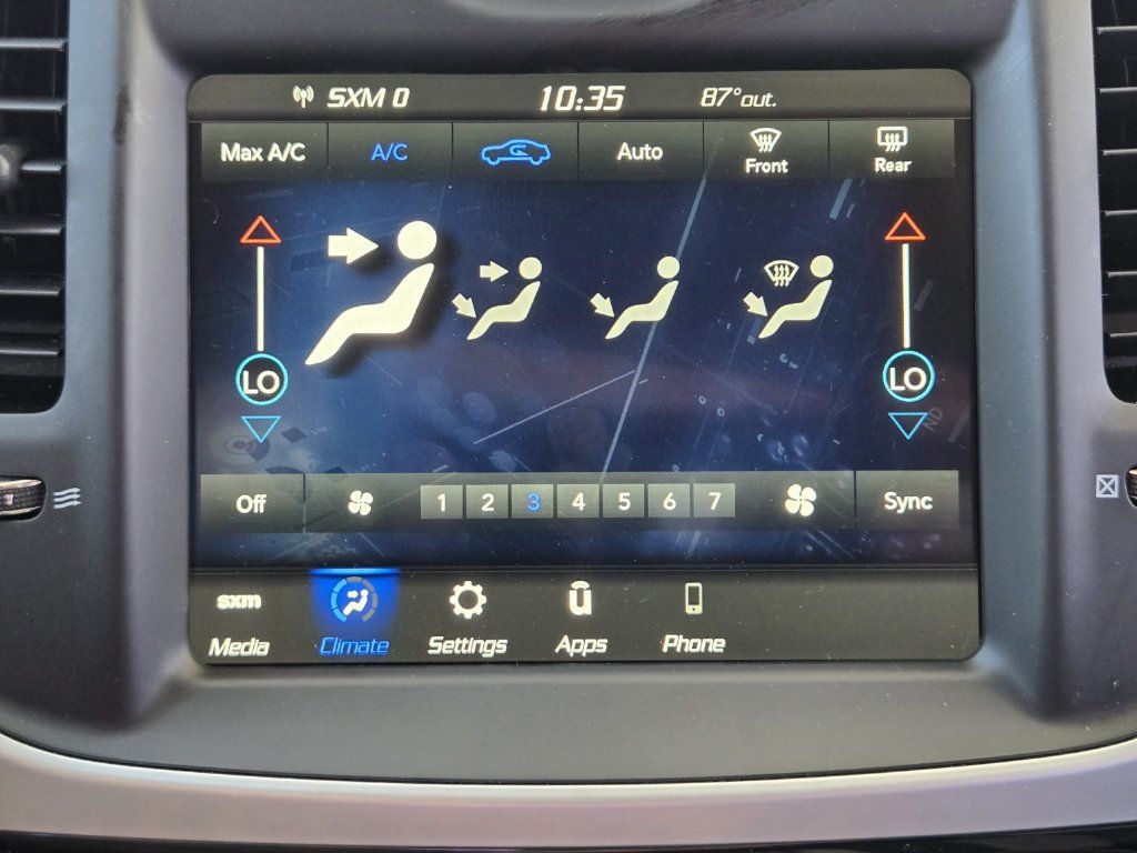 Used 2023 Chrysler 300 Touring w/ Sport Appearance Package RWD image 19