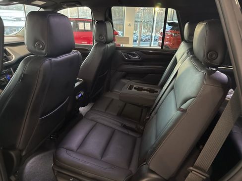 Used 2022 GMC Yukon SLE w/ Gmc Pro Safety Plus Package image 10