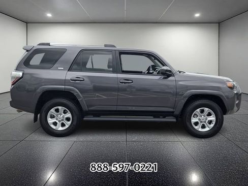 Used 2023 Toyota 4Runner SR5 AWD/4WD image 6