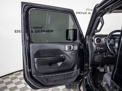 Used 2020 Jeep Gladiator Sport w/ Quick Order Package 24S AWD/4WD image 20