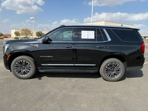 Used 2025 GMC Yukon Elevation w/ LPO, Floor Liner Package AWD/4WD image 7