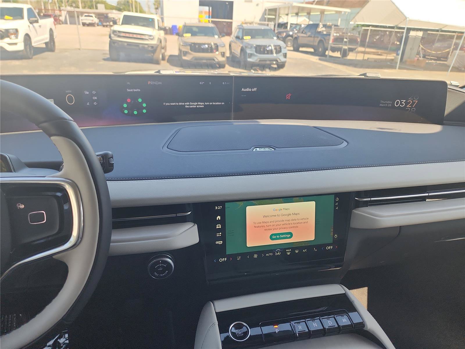New 2026 Lincoln Navigator Premiere AWD/4WD image 31