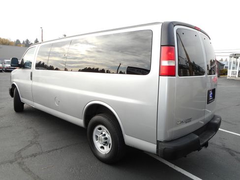 Used 2014 Chevrolet Express 3500 LS RWD image 10