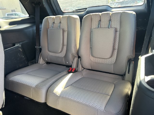 Used 2018 Ford Explorer 4WD w/ Class II Trailer Tow Package image 29