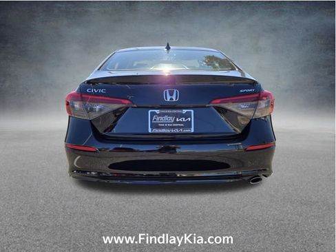 Used 2024 Honda Civic Sport image 8