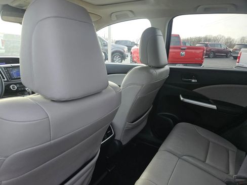 Used 2016 Honda CR-V Touring image 9