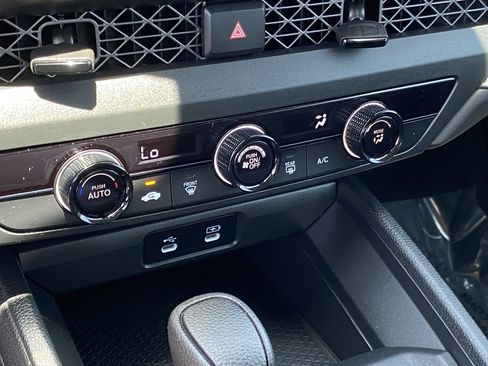 Certified 2025 Honda Accord LX image 20