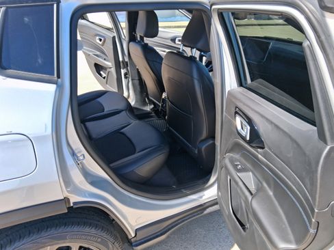 New 2026 Jeep Compass Latitude image 17