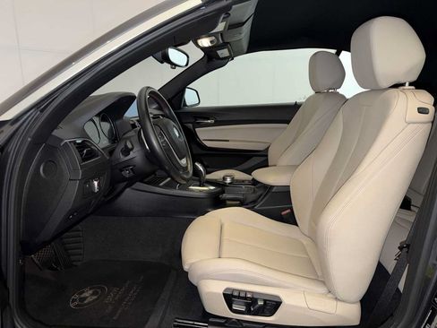 Used 2020 BMW 230i xDrive Convertible w/ Convenience Package AWD/4WD image 9