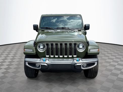Used 2023 Jeep Wrangler Unlimited Sahara AWD/4WD image 2