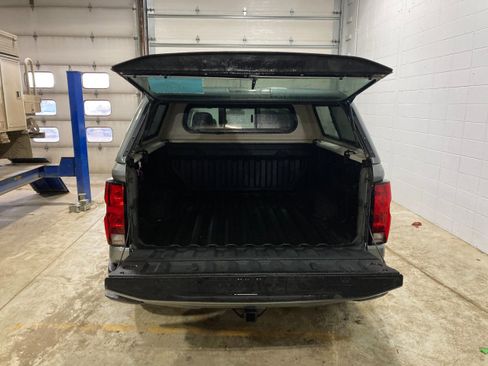 Used 2023 Chevrolet Colorado LT w/ LT Convenience Package II image 14