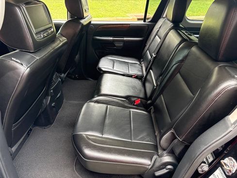 Used 2014 Nissan Armada Platinum AWD/4WD image 10