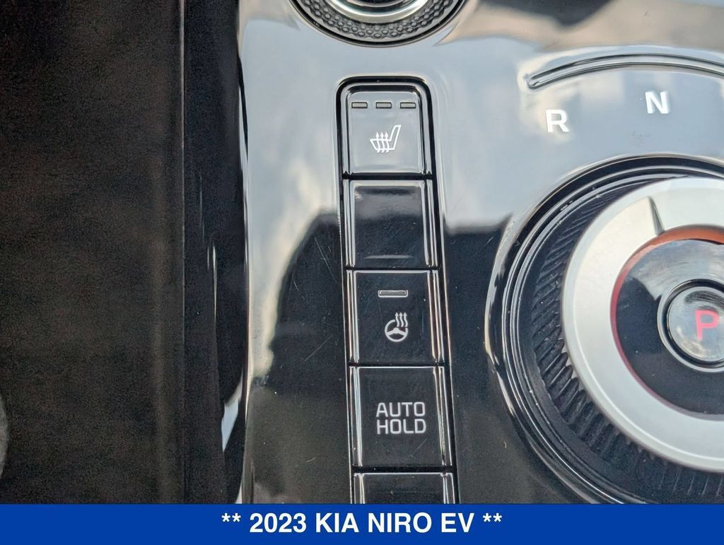 Used 2023 Kia Niro Wind w/ Wind Preserve Package FWD image 25