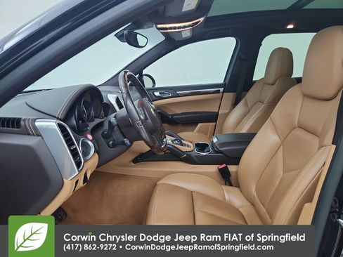 Used 2014 Porsche Cayenne Diesel AWD/4WD image 18