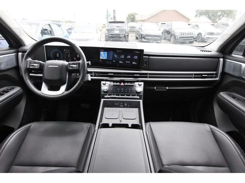 Used 2026 Hyundai Santa Fe SEL FWD image 10