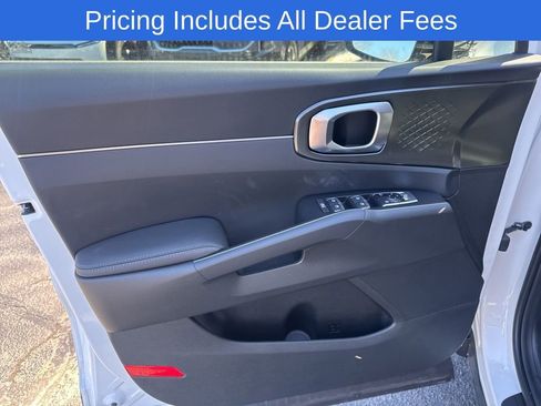 New 2025 Kia Sorento EX AWD/4WD image 11