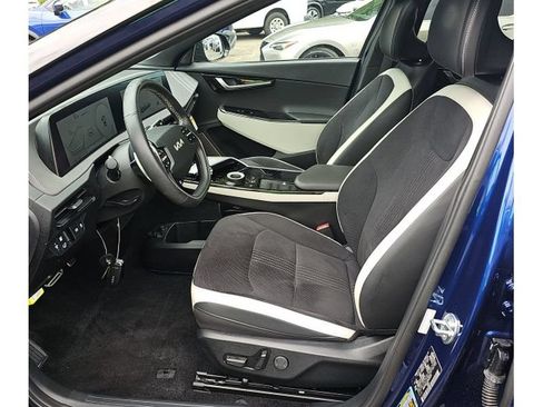 Used 2023 Kia EV6 GT-Line w/ GT-Line Suede Seat Package AWD/4WD image 5