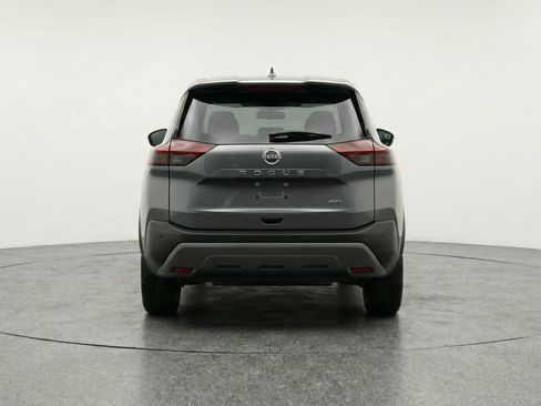 Used 2025 Nissan Rogue SV AWD/4WD image 7