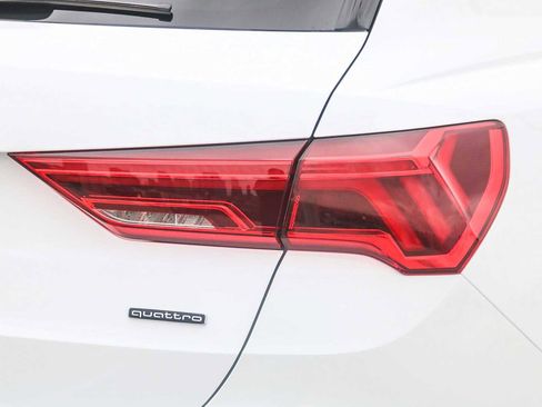 Used 2025 Audi Q3 2.0T Premium w/ Convenience Package AWD/4WD image 12