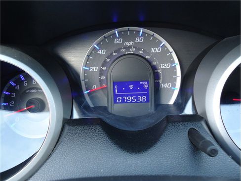 Used 2013 Honda Fit image 24