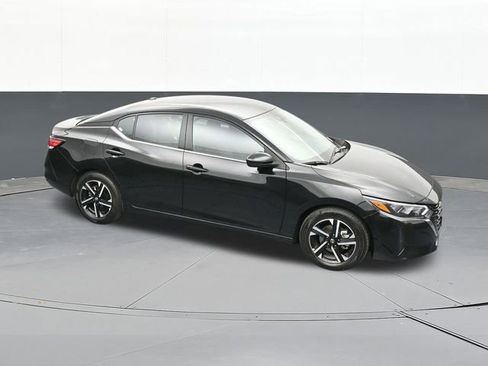 Used 2025 Nissan Sentra SV image 62