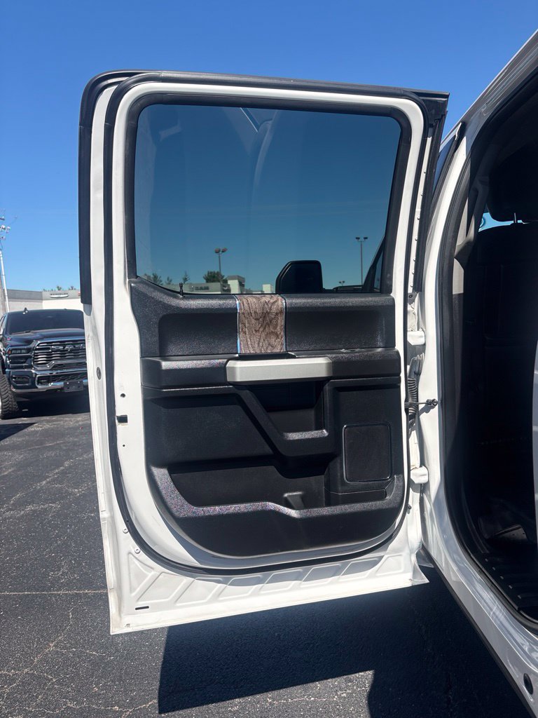 Used 2018 Ford F250 Lariat w/ Chrome Package AWD/4WD image 21