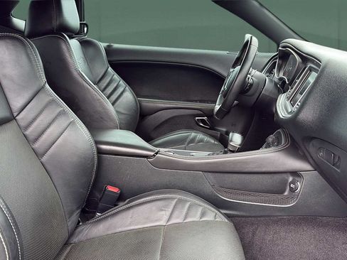 Used 2018 Dodge Challenger SRT Hellcat RWD image 29
